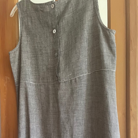 100% Linen Long Skimmer-exclusively Lord & Taylor - Picture 2 of 5